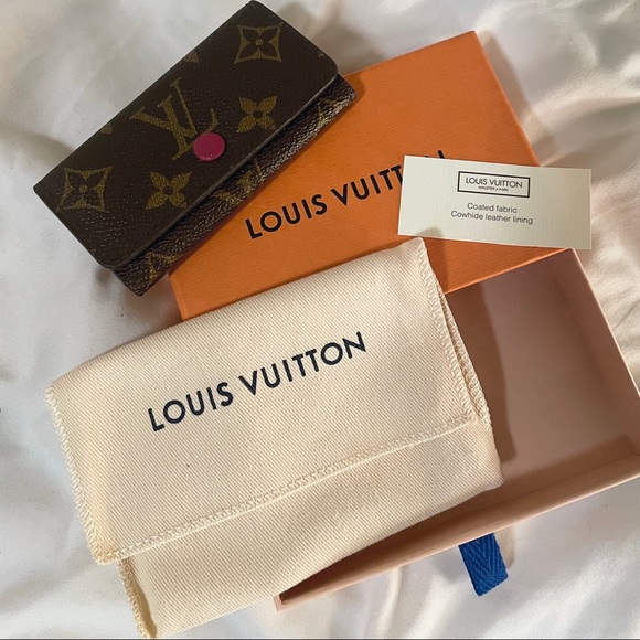 Louis Vuitton Multicles 4 Fuschia Key Holder - Picture 13 of 15